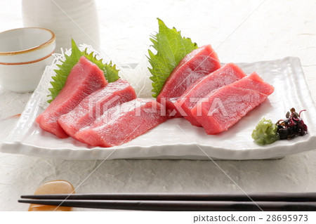 Tuna 28695973