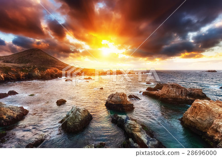 Big Sur rocks 28696000