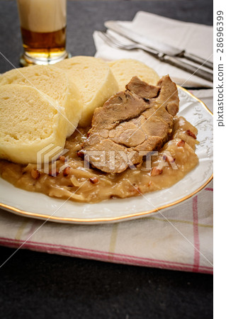 Dumpling cabbage pork Dumpling cabbage pork 28696399
