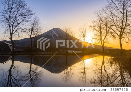 Mount Fuji Sunrise Mount Fuji Sunrise 28697326