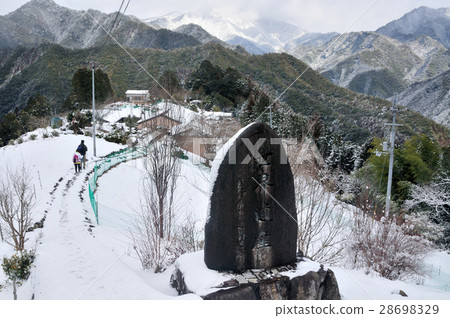 花梨村的雪景【奈良縣十津川村】 28698329