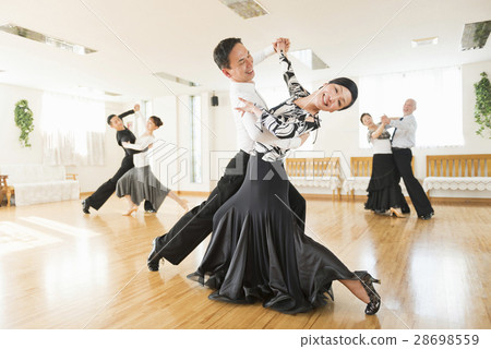 Ballroom dancing  28698559