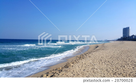 Blue sky and sea and sandy beach Blue sky and sea and sandy beach 28700028