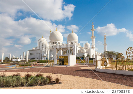 Sheikh Zayed Grand Mosque, Abu Dhabi, United Arab 28708378