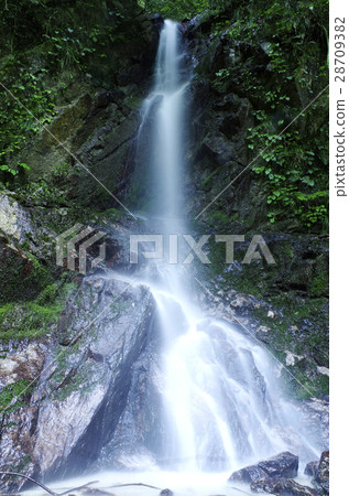 瀑布 28709382