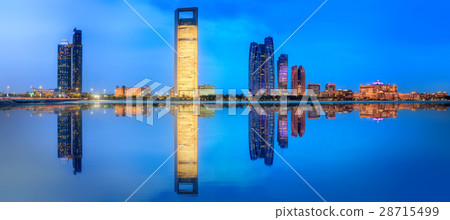 Abu Dhabi Skyline 28715499