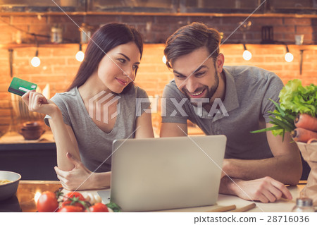 Young couple ordering food online 28716036