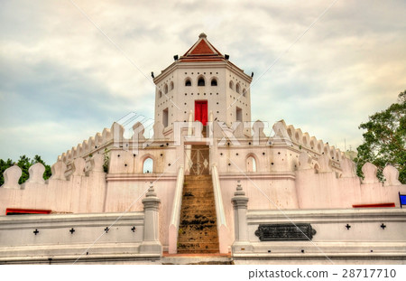 Phra Sumen Fort in Bangkok, Thailand 28717710
