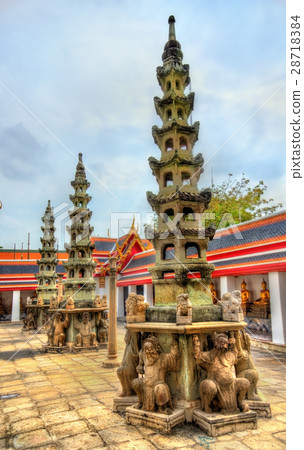 Wat Pho, a Buddhist temple complex in Bangkok Wat Pho, a Buddhist temple complex in Bangkok 28718384