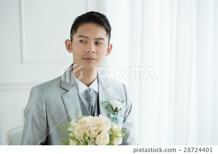 Wedding groom bridal image 28724401