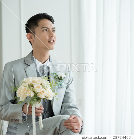 Wedding groom bridal image 28724403
