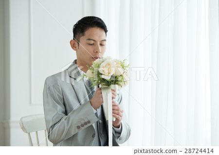 Wedding groom bridal image 28724414