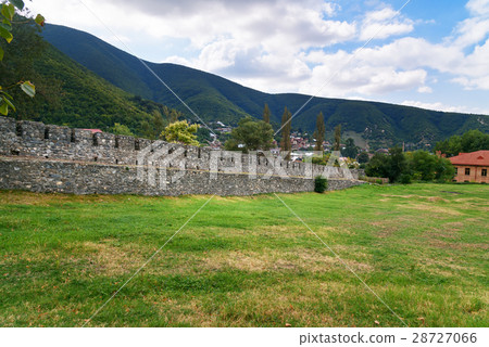 Wall of Sheki fortress in the town. Azerbaijan Wall of Sheki fortress in the town. Azerbaijan 28727066