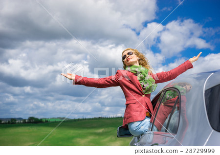 Summer vacation and travel concept Summer vacation and travel concept 28729999