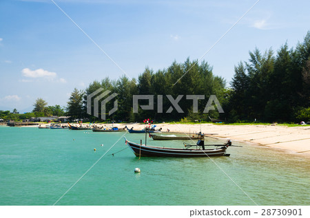 Boat at beach and blue sky Boat at beach and blue sky 28730901