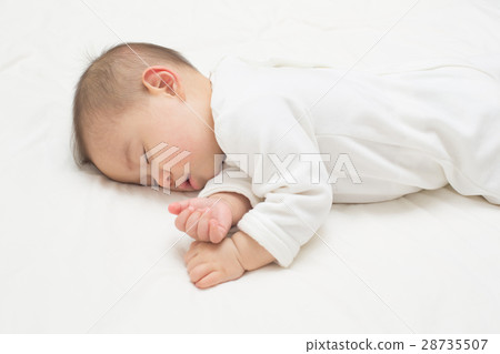 Baby's nap Baby's nap 28735507