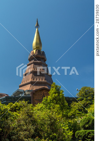 Phra Mahathat Napametanidon at Doi Inthanon Phra Mahathat Napametanidon at Doi Inthanon 28739830