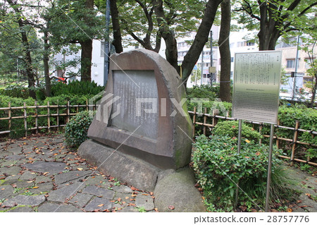沿隅田川建造的鮮花紀念碑 沿隅田川建造的鮮花紀念碑 28757776