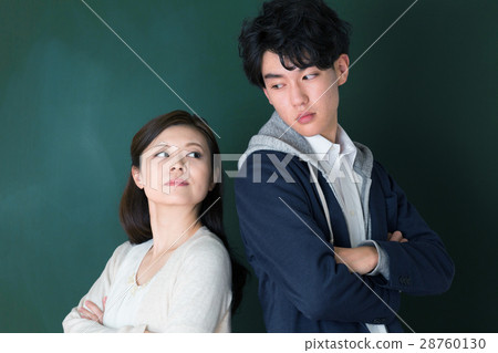 High school student and mother 28760130