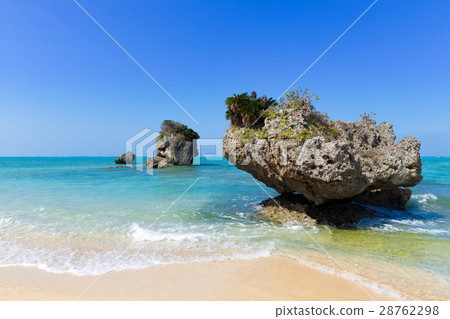 沖繩_奇怪的瞄準海灘 28762298