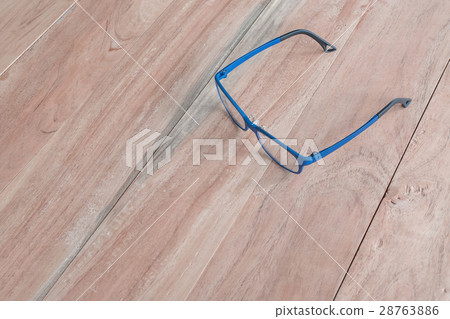 glasses blue on wood top view glasses blue on wood top view 28763886