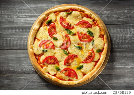 margarita pizza at wood margarita pizza at wood 28768139