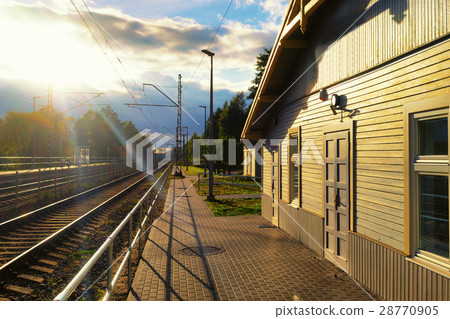 The building of the railway station 28770905
