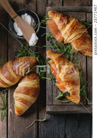 Croissant with salmon Croissant with salmon 28771467