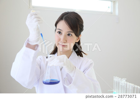 researcher  28773071