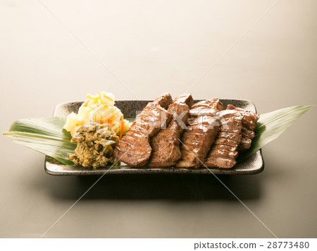 Ox tongue Ox tongue 28773480