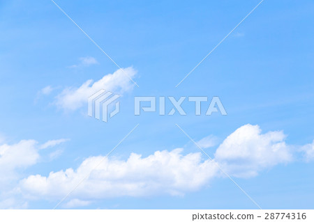 Spring sky White clouds and blue sky Background material Copy space Character space White sky image Spring sky White clouds and blue sky Background material Copy space Character space White sky image 28774316