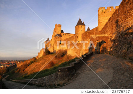 Carcassonne fortress at sunset Carcassonne fortress at sunset 28776737