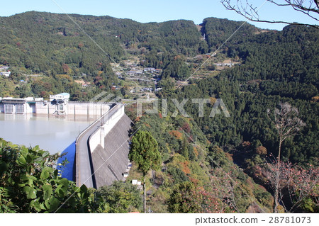Shimukubo Dam at Saitama · Gunma prefecture border Shimukubo Dam at Saitama · Gunma prefecture border 28781073