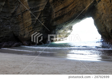 Ryugaku Cave (Shimoda-shi) Ryugaku Cave (Shimoda-shi) 28782699