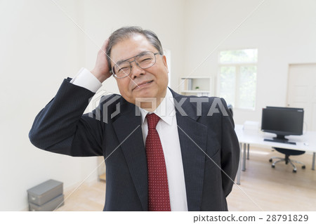 商人抱著他的頭 商人抱著他的頭 28791829