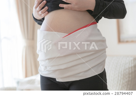 pregnant, pregnant woman, japanese culture 28794407