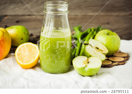 Detox fresh juice from green apple and celery 28795511