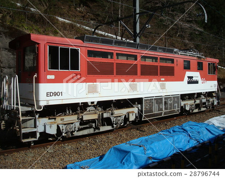 Apt type electric locomotive of the Oigawa Railway Ikawa line (Model ED90) Apt type electric locomotive of the Oigawa Railway Ikawa line (Model ED90) 28796744