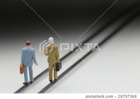 走平行線的商人 28797368