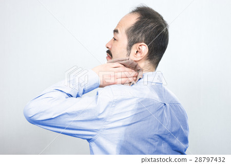 Middle men wiping sweat 28797432