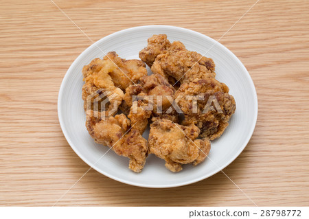 Deep-fried chicken Deep-fried chicken 28798772