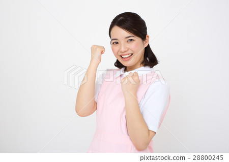 一位粉紅色圍裙的護士 一位粉紅色圍裙的護士 28800245