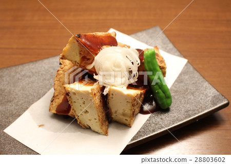 lightly deep-fried tofu lightly deep-fried tofu 28803602