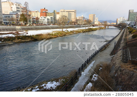 盛岡站附近的北上河 28805045
