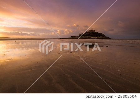 Dawn at St Michael's Mount, Marazion, Cornwall Dawn at St Michael's Mount, Marazion, Cornwall 28805504
