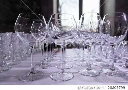 Empty clean drinking wine glasses. Row of empty 28805799