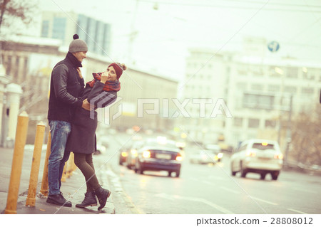 lovers hug photos in vintage hipster toning 28808012