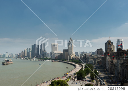 Cityscape of in Shanghai bund with buildings Cityscape of in Shanghai bund with buildings 28812996