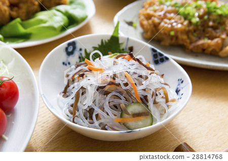 Vermicelli vinegared food 28814768