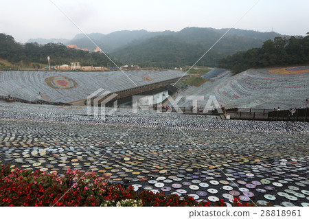 Artistic Creation of the Starry Grassland in Keelung, Taiwan Artistic Creation of the Starry Grassland in Keelung, Taiwan 28818961